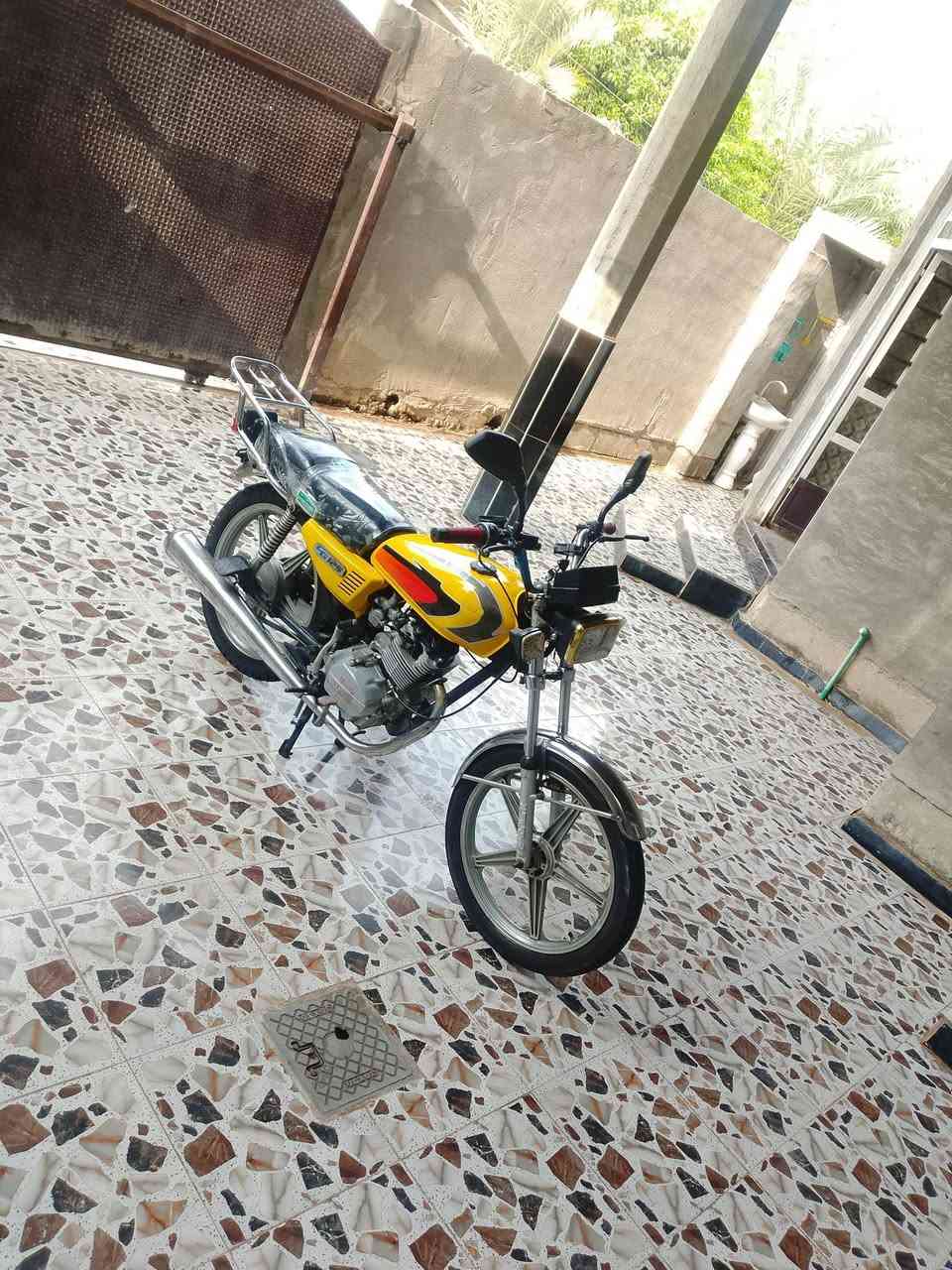 السلام عليكم سيفان 5كير البيع موديل 2020 وراق كهربيات كله شغاله مكان ديالئ خان بني سعر خاص او نتصال  ‏‪***********‬‏
