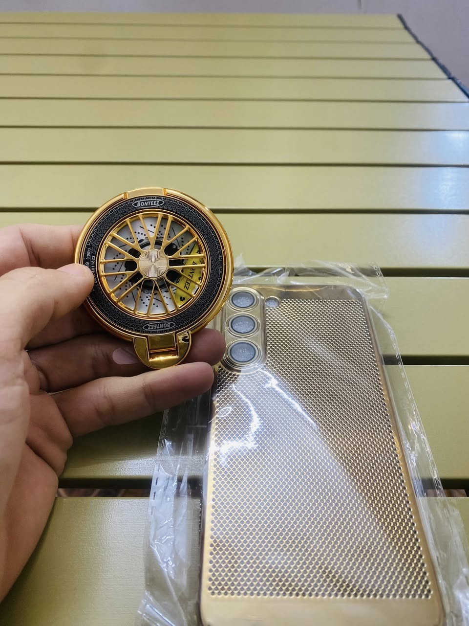 حافظات موبايل ابلاش كل قطعة الف دينار بس...كلة جديد فول
ادمن على باب الله ممكن موافقة


**إذا كنت صاحب هذا الإعلان وتريد حذفه لأي سبب، رجاءا أرسل رسالة إلى الدعم الفني**