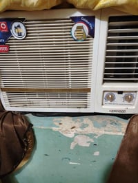 مكيف للبيع ٢ طن شغال ٠٧٧٣٢٤٧٩٧٤٥