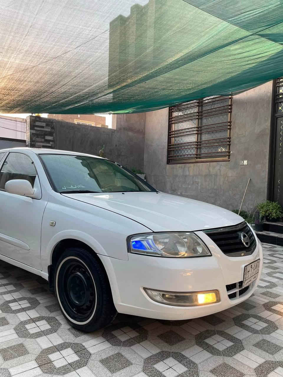 نيسان سني ٢٠٠٩ بيها صبغ جاملغ وحافه الباب فقط  بدون بارد بدون دواخل مكينه وكير وحداديه ع الشركه  تخم تاير وباتري  جدد  تبريد ثلج مبيها نقص ابد   رقم بغداد سنويه جديده وتحويل مباشر السعر ٨٨ وبيها مجال جداً بسيط مكاني بابل
***********
