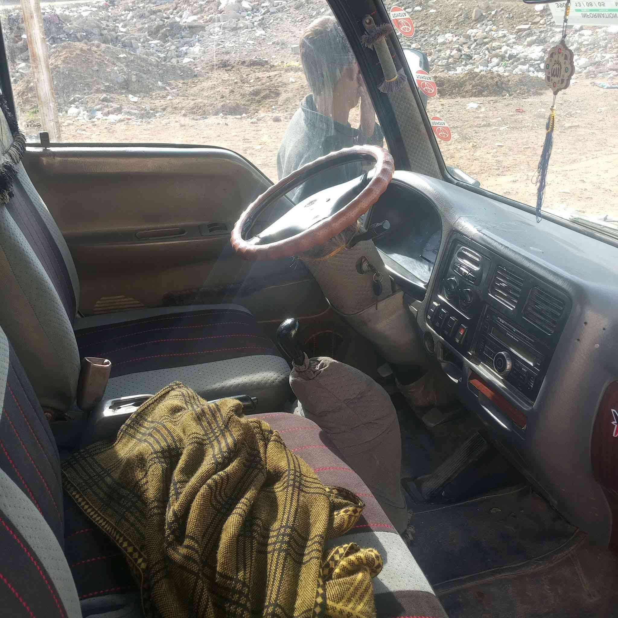 للبيع فونتيره موديل 99
رقم صلاح الدين
شاصي محرك اكسل كير شرط صدر طوبه خير م̷ـــِْن •اللّـه
سعر60وبيها مجال قليل 
هاتف *********** رقم صاحبه
***********
