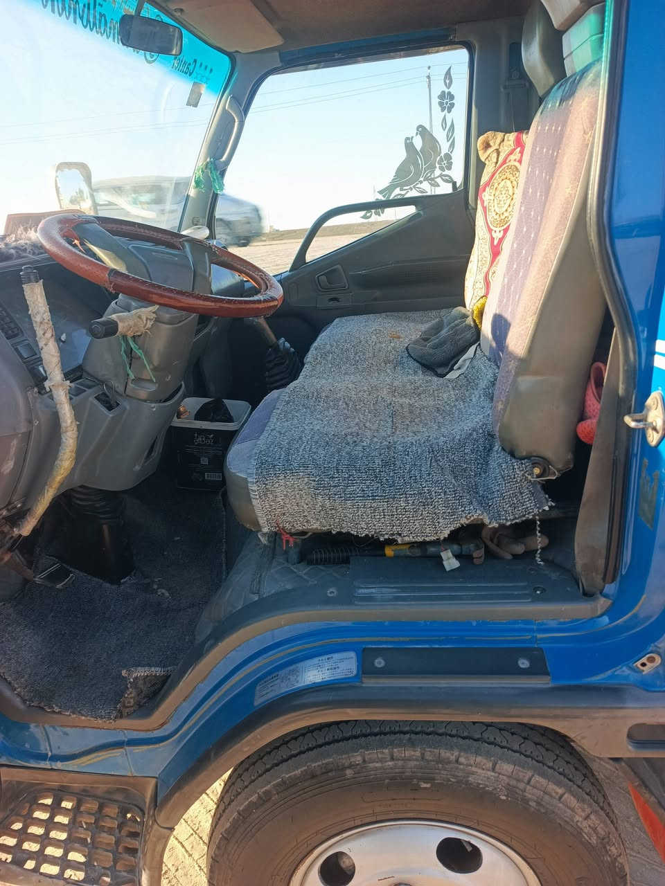 سياره كنتر بزون للبيع مديل 96.   جاهزة للشغل.  ***********
