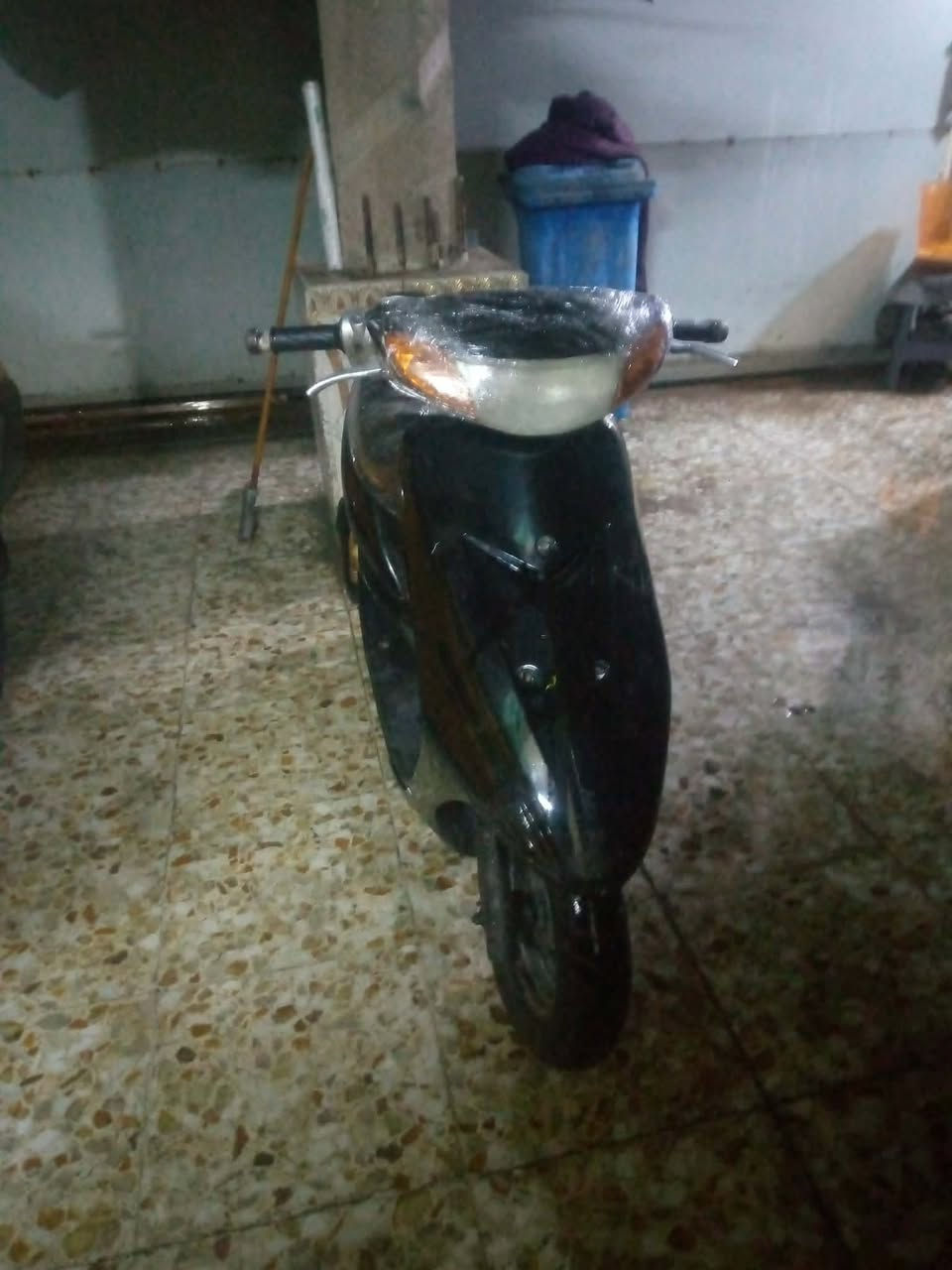 السلام عليكم عصفورية كاملة كفرات بلادي دراجة بلادية كاملة لايتات شغالة صوت اكسند كلش خفيف دراجة شلعة ومعدل هندر واحد لسعر 180وبيهة مجال مكاني بغداد الشعب
***********
