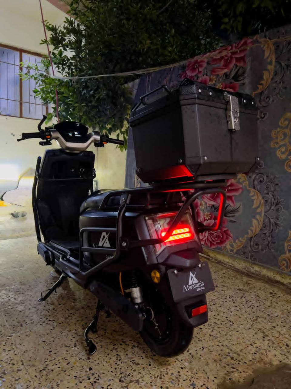 ماطور شحن للبيع فول نضافه بي ٤ سويجات و بي بصمات ٢ و بي شحنات ٢ و بي وصل الضمان و بي خوذه ⛑️ السعر خاص او التصال عل رقم ***********
