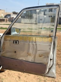 السلام وعليكم  كرونه موديل 81 مصبوغه عام  تخم تاير مكينه كير خير من ال...