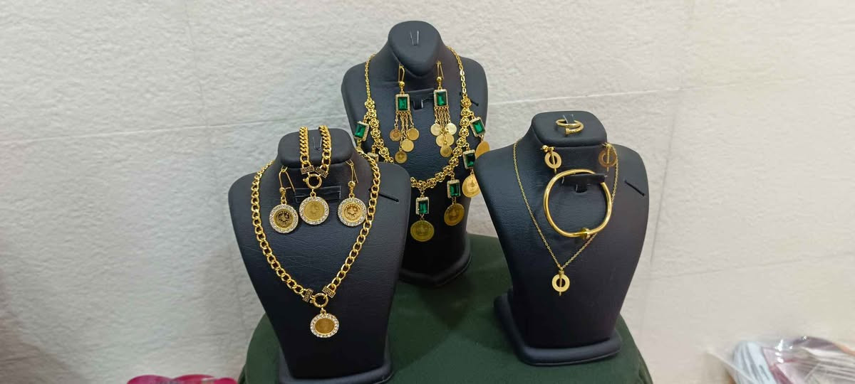 سڵاو و ڕێز 
نامە بنێرن بۆ نرخ کۆمێنت نابینم
*********** السليمانية, العراق
