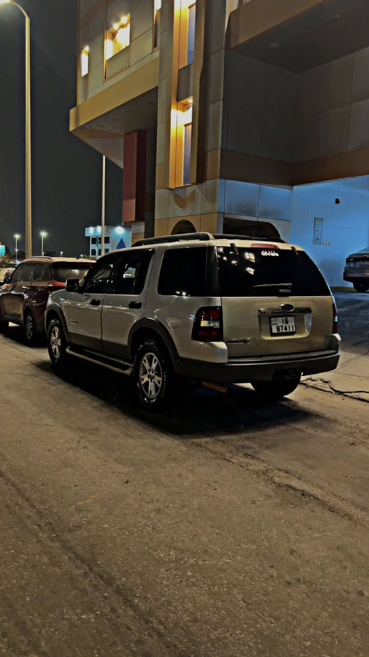 فورد اكسبلور 2006 للبيع فل كامل ما عدا فتحه بانوراما منتهي ترخيصه من شهر 6/2025 للبيع ما عدا الشاشات والشر الجاد ما رح نقصر معه ان شاء الله للتفسير رقم الهاتف 0788225665 🤍


**إذا كنت صاحب هذا الإعلان وتريد حذفه لأي سبب، رجاءا أرسل رسالة إلى الدعم الفني**