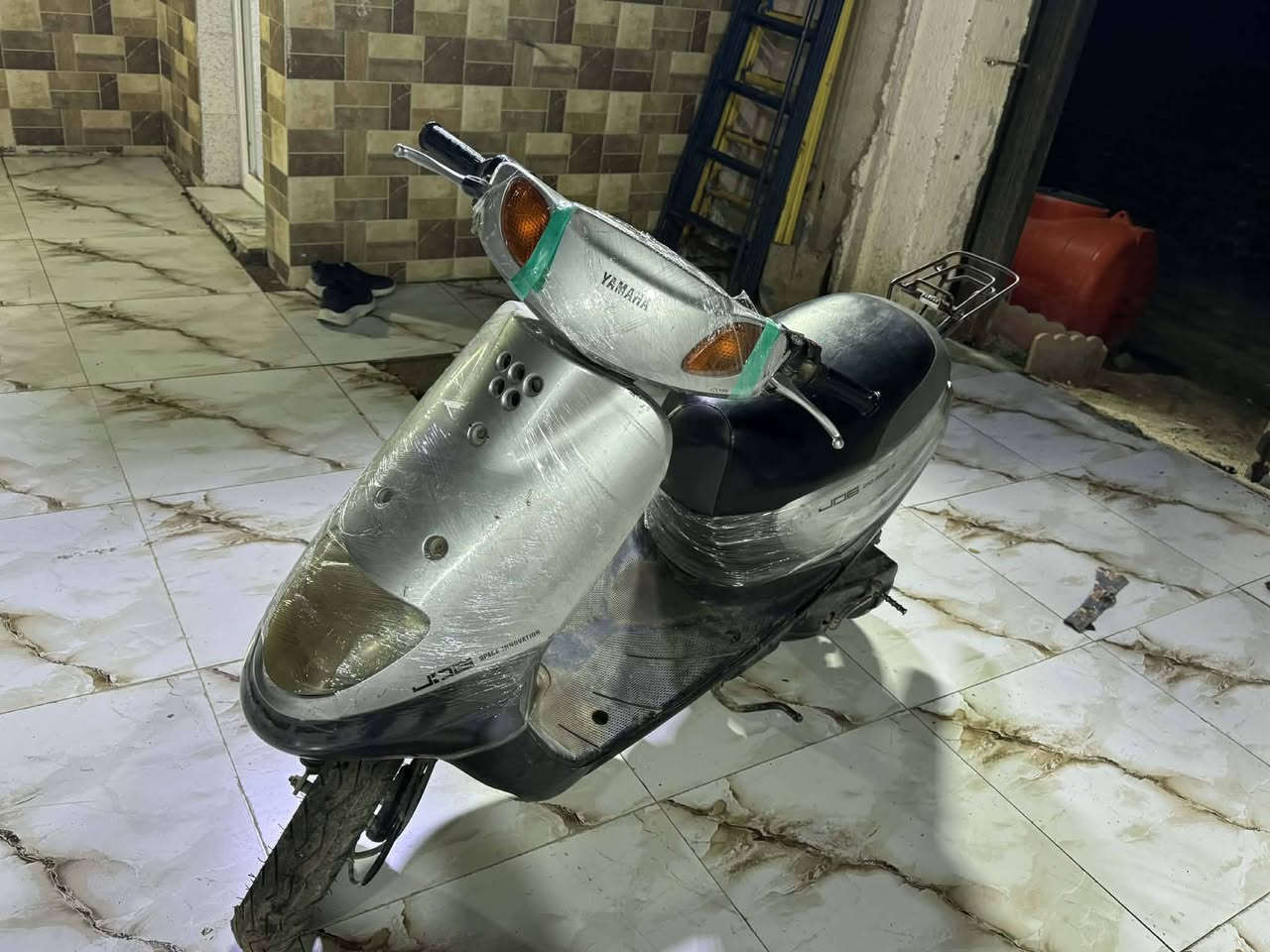 دراجه منغولي للبيع دراجه نضيفه كهربائيات شغالة مكينه ناعمه سعر 300 وبيها مجال مكاني حي الفداء 

***********
