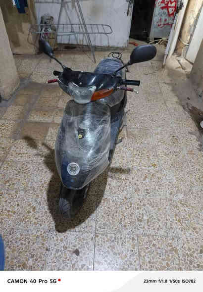 السلام عليكم دراجه ساسوكي خفاش للبيع كشر نضيف محرك مامفتوح كاربريتر نضيف لايث اشاير بس يسرا مكاني تكريت السعر300 وبي مجال قليل *********** واتساب ورصسد وموجود مازنجر
