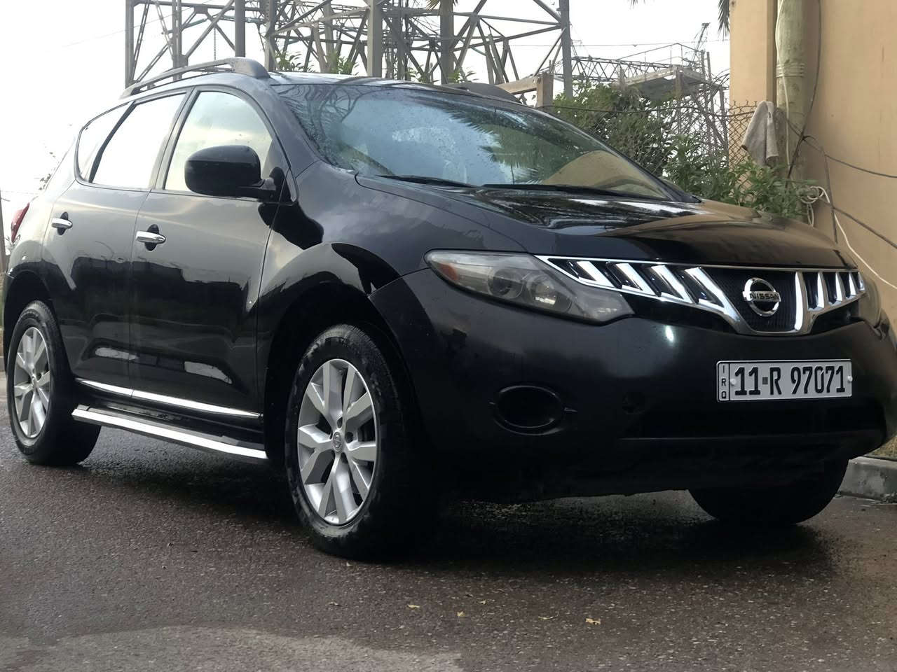 السلام عليكم
بس الشراي يدخل / نيسان مورانو  مديل 2013 
سياره حلوه وجديده بسمي رقم انكليزي تحويل ثاني يوم 
كفاله من الصبغ ومن الضربه بيها شخطات كلش بسيطه محرك وكير خير من الله سياره تطلع بيها تراي وين متريد 
تخم تاير جديد صدر جديد متصرف عليها ولا ربع 
للبيع فقط للبيع فقط رقم تليفوني ***********
