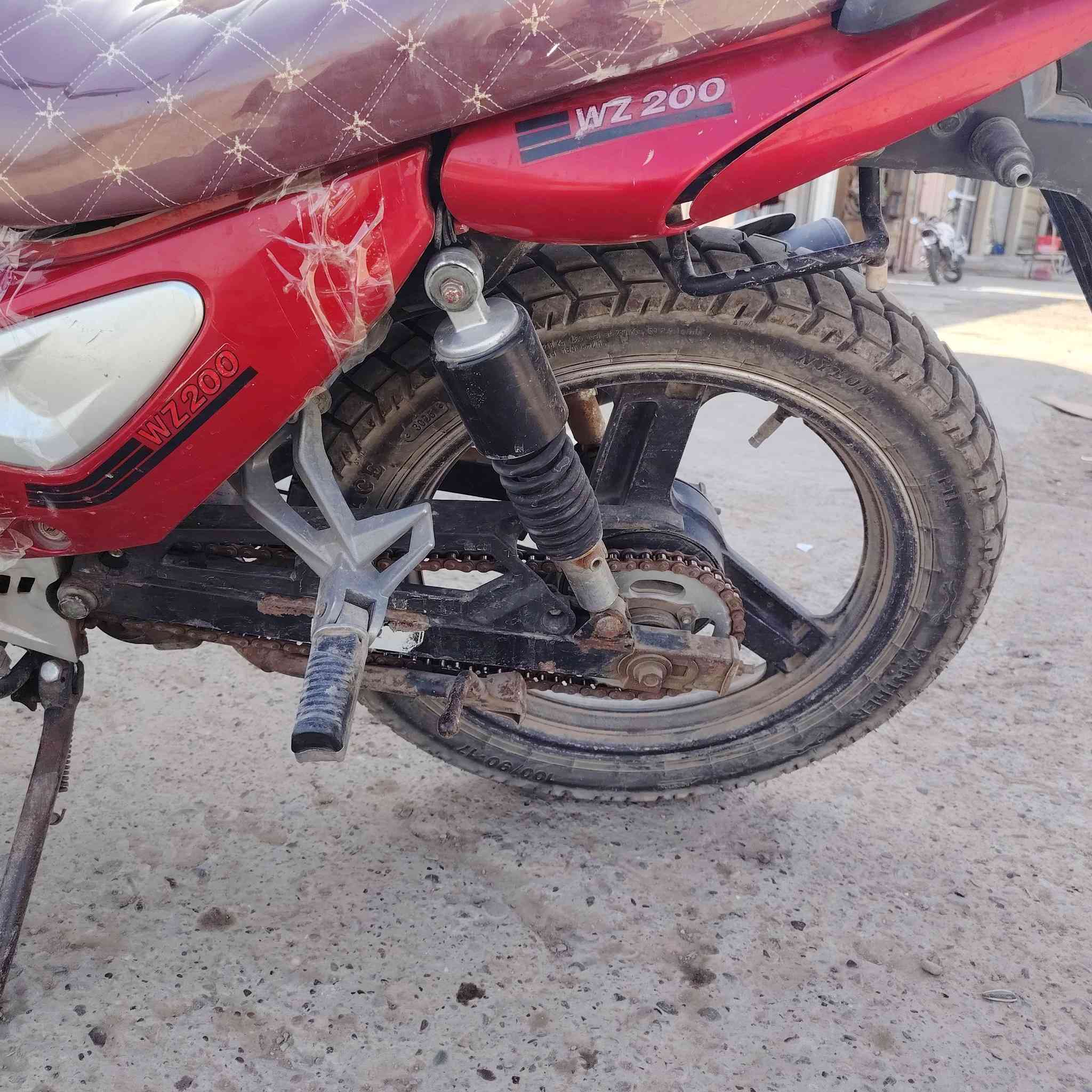 موطور للبيع امزت عالي موديل 19 السعر 700 بي مجال للستفسار أتصل عل الرقم ***********
