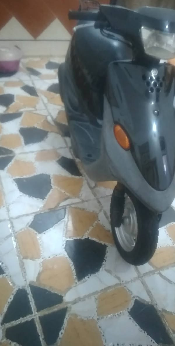 دراجه البيع يوماها ام تسعه زروف ياباني سعر ٧٠٠ وبيها مجال  ميسان حي جهاد  [***********

