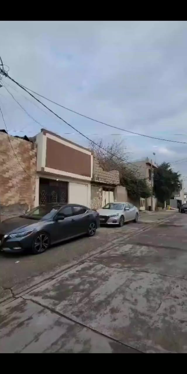 خانوی تاپۆ بۆ فرۆشتن بەنرخی زەوی
لەتیف ئاوا 200م.
نزیک هۆڵی پرسەکە ***********
#خانو #KIRKUK #ئەقارات #شۆرجە #مهندس
