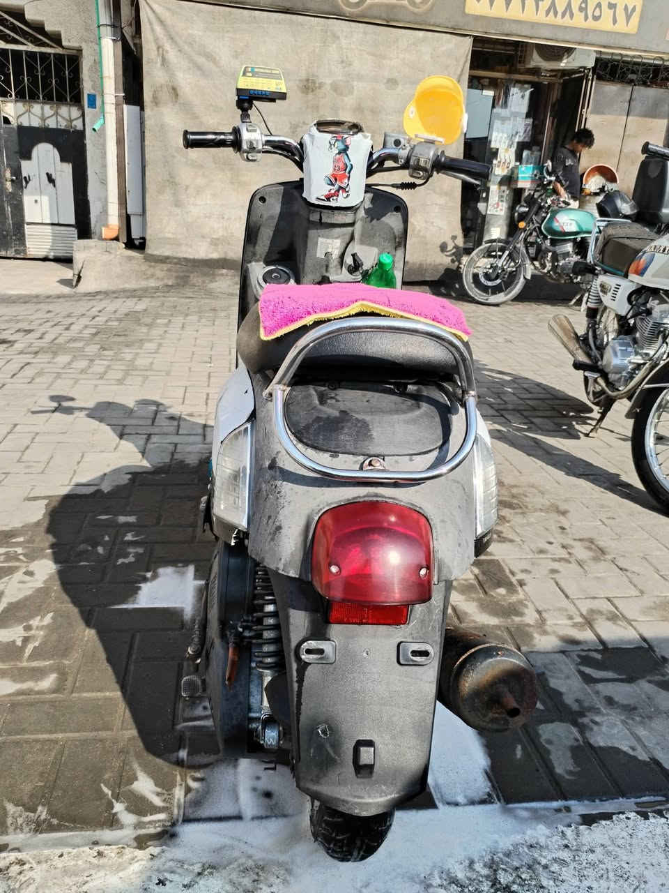 السلام عليكم بوليسي للبيع كفاله اي شيء ما ناقصها سعر 1100 مكاني بصره جمعيات شراي هذا رقمي ***********
