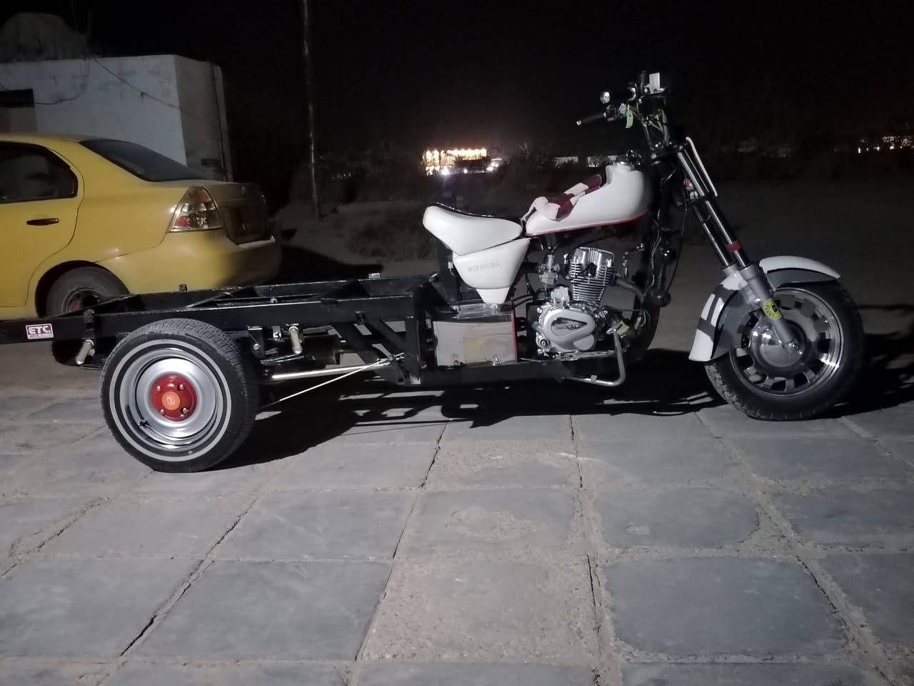 بيع مستعجل مديل 8رقم ***********
