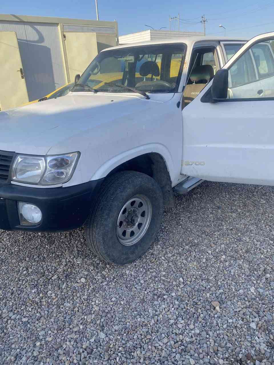 باترول ٢٠٠٣
گير عادي 
شاشه كأمره 
تبريد شغال 
جاهزه ماتخسر عليه ربع
مكان السياره ميسان 
***********
