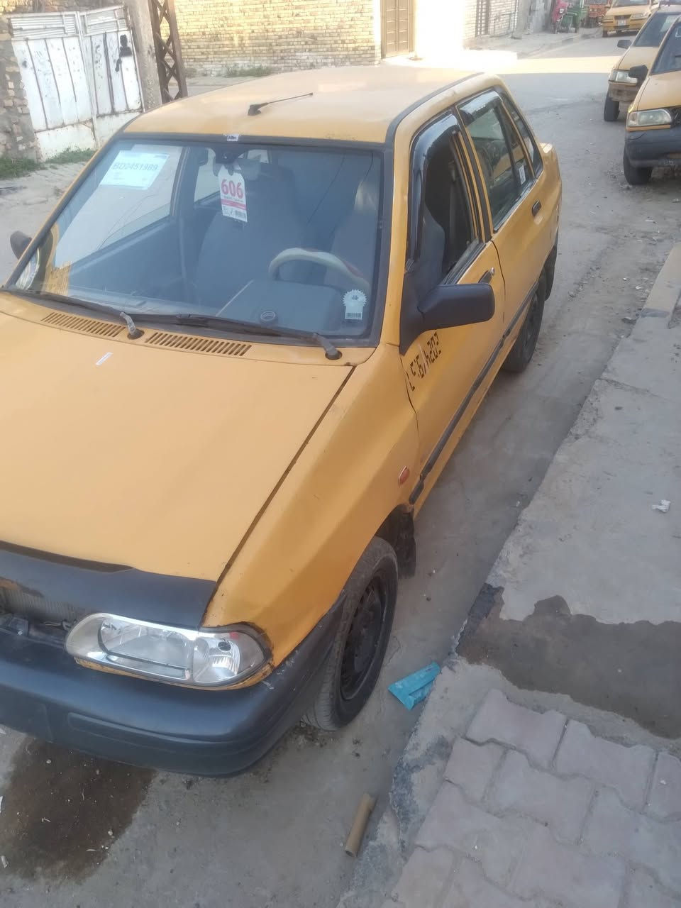 سايبه للبيع موديل ١١جاهزه رقم بغداد سنويه كارتونيه السعر ١٣وبيها مجال العنوان بغداد هاتف ***********
