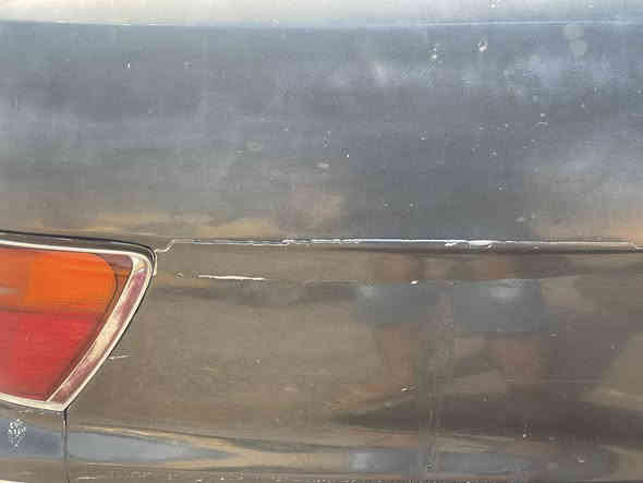 سلام عليكم 
كراون بطى منفصل موديل 2000 رقم كربلاء الانكليزي بسمي تحويل ثاني يوم سنويه لل 2027 بدون ضربه قويه لا شاصي لا لغد كير مكينه خير من الله جدد غرفه نضيفه 5 ويلكب تبريد شغال كهربائيات كلهه شغاله
العنوان : بغداد اليرموك 
الهاتف : ***********
السعر :  $50 وبيه مجال بسيط حك الجيه
