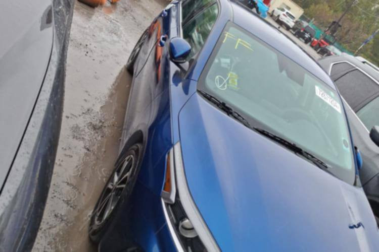 يا الله اللهم صلي على محمد وال محمد 
فورتي موديل 23  السياره جديده الله شاهد 
حادث السيارة جاملغ الأيمن الخلفي فقط بارد بدون صبغ 
السياره كلين 

مواصفات السياره 

محرك السياره 
2000 دوش 

السياره ماشيه 28 

تحديد مسار  ومانع تزحلق 
كامره دواره 

السياره بدون ايرباك 
 وبدون لوحات 

السعر السياره/ 160 وبيه مجال 

الرقم للاستفسار 
***********
العنوان بابل
