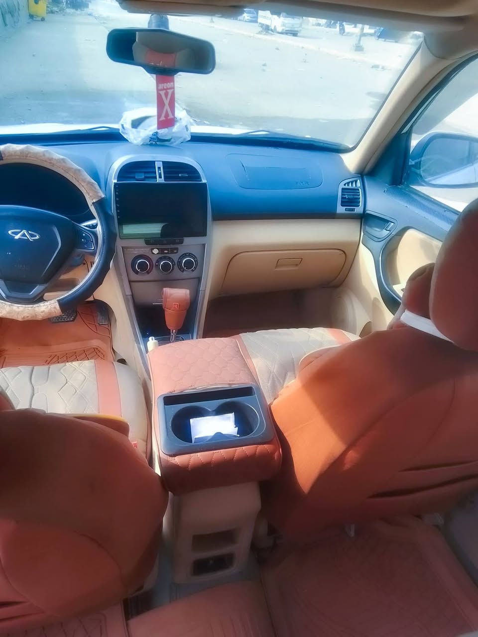 السلام عليكم للبيع او مراوس
شيري تيكو 2013‪ 
مكينة وكير مكفولات تراي وين ماتريد 
تبريد نقص غاز فقط 
حدادية جاهزه
صبغ عام بدون ضربة خياس ومعمر 
تخم تاير باتري جديد 
جاهزة السيارة من كلشي 
بأسمي رقم نكليزي هزه جديد 
السعر 40 وبيهة مجال

العنوان ناصرية المركز 
***********‪
