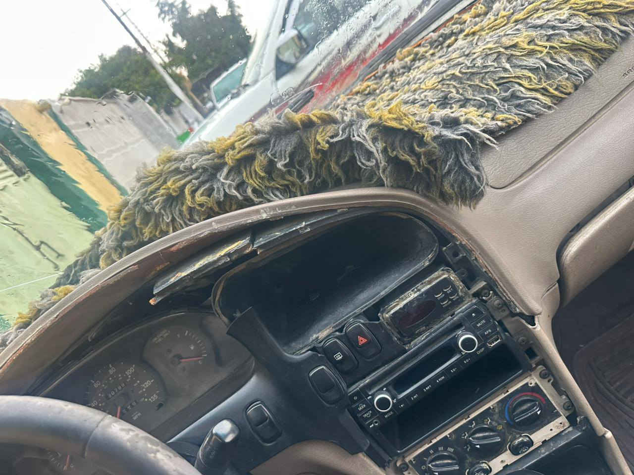 سيفيا اوتماتيك 2000 السعر 32 كير ومكينه جديد شادهم صدر خير من الله كهربائيات شغاله الرقم بغداد كدامك كشلي واضح بالصور مكاني السيارة بغداد ***********
