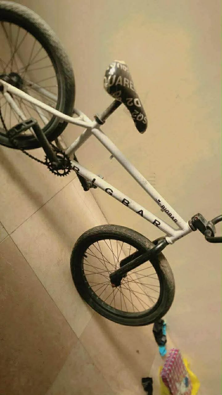 للبيع بايسكلات بي ام اكس وبايسكل ٢٤ مكان البلديات التواصل ماسنجر


**إذا كنت صاحب هذا الإعلان وتريد حذفه لأي سبب، رجاءا أرسل رسالة إلى الدعم الفني**