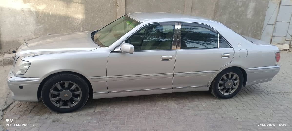 ملكه ديفور4 و قماره وكاله سياره رقم كركوك جاهزه من كلشي حداديه تخم تاير تبريد 65 العنوان نجف ***********
