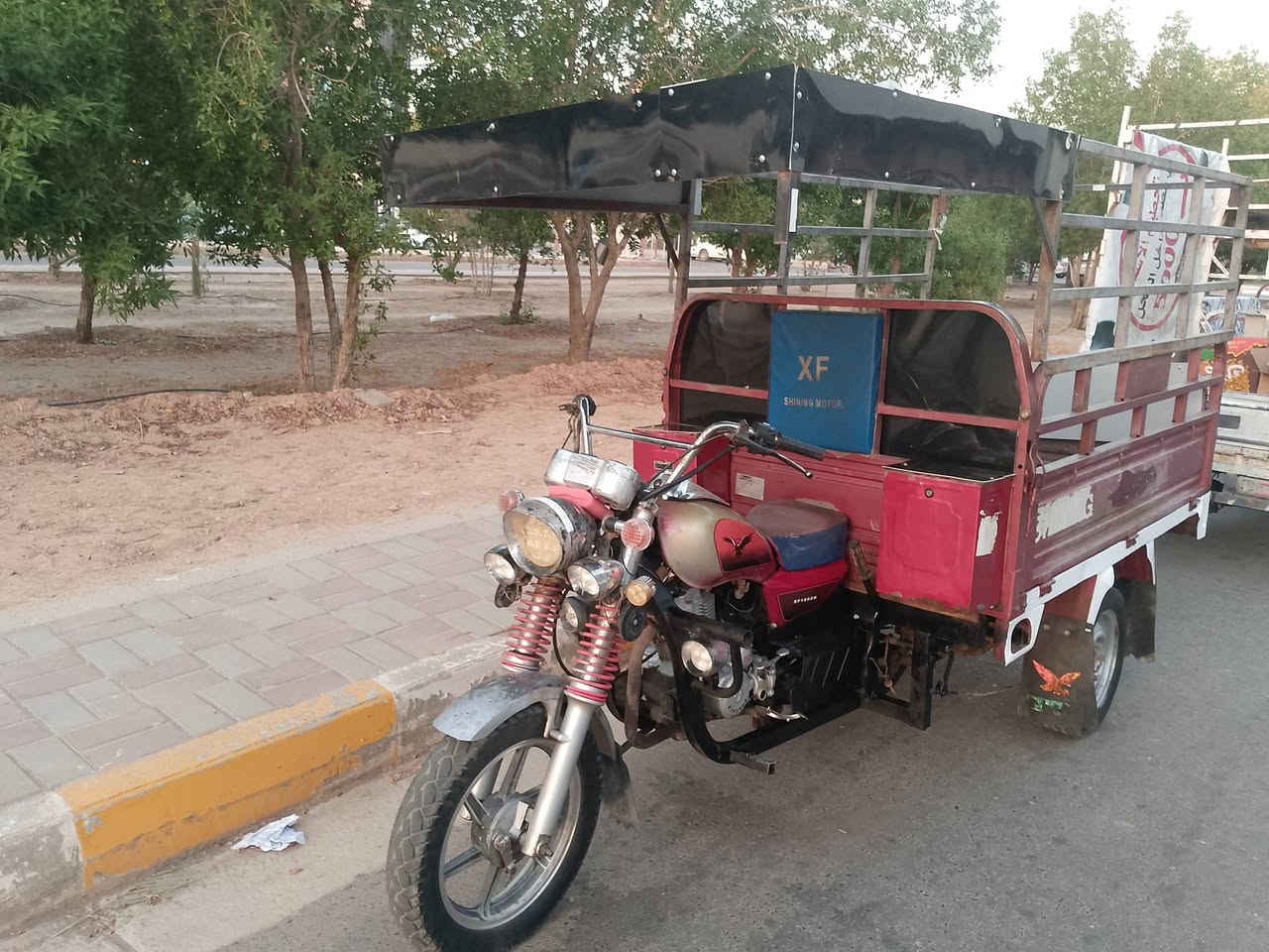 شباب ستوته للبيع موديل 20 وراق ستوته جديده وخير من الله كلهه شغاله ونضيفه سعر مليون 500 وبيه مجال مكاني رمادي رقم لهاتف ***********
