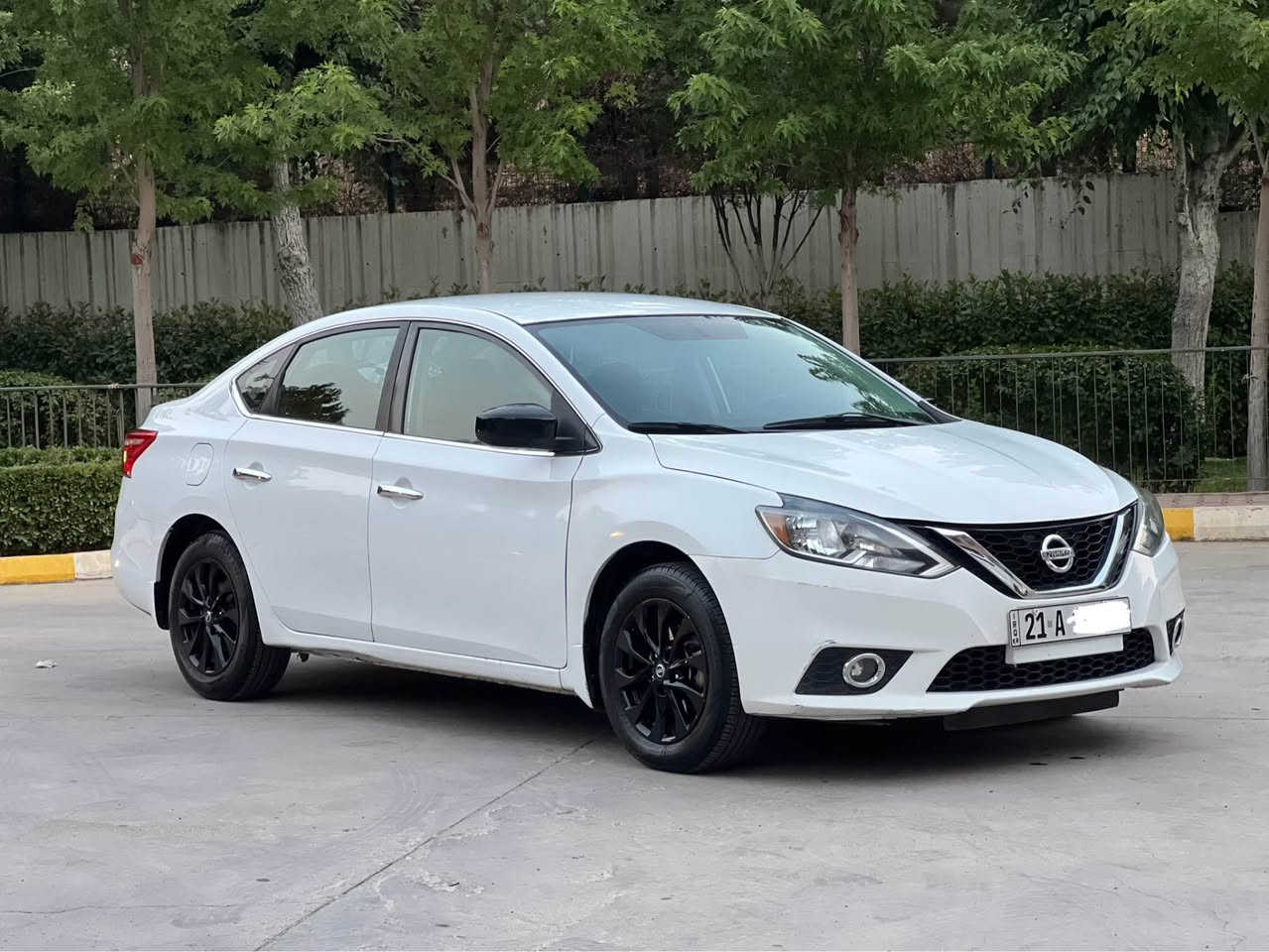 نیسان سێنترا مۆدێل ٢٠١٨ مواسفات ئەمریکی سەنەوی و ڕەقەم تازەیە تا٢٠٣٠ ژینگەو ڕێگەوبانی دراوە ١ پارچەی بۆیاخە بۆنیت لەگەڵ نیو چەمەلەغی لای سەکن ڕەسمی سۆنەرەکەیم داناوە سەیارەکە زۆر پاک و جوانە ١٠٢ هەزار ڕۆشتوە گێڕو مەکینەی نەکراوەتەوە سەیارەکە لەسلێمانیە سعری ١٢٨ گەڵاو کەمئ مامەڵە ***********
*********** السليمانية, العراق
