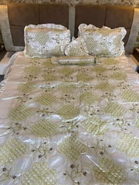 فرشتين عرس بسعر مناسب جديد 07712762385