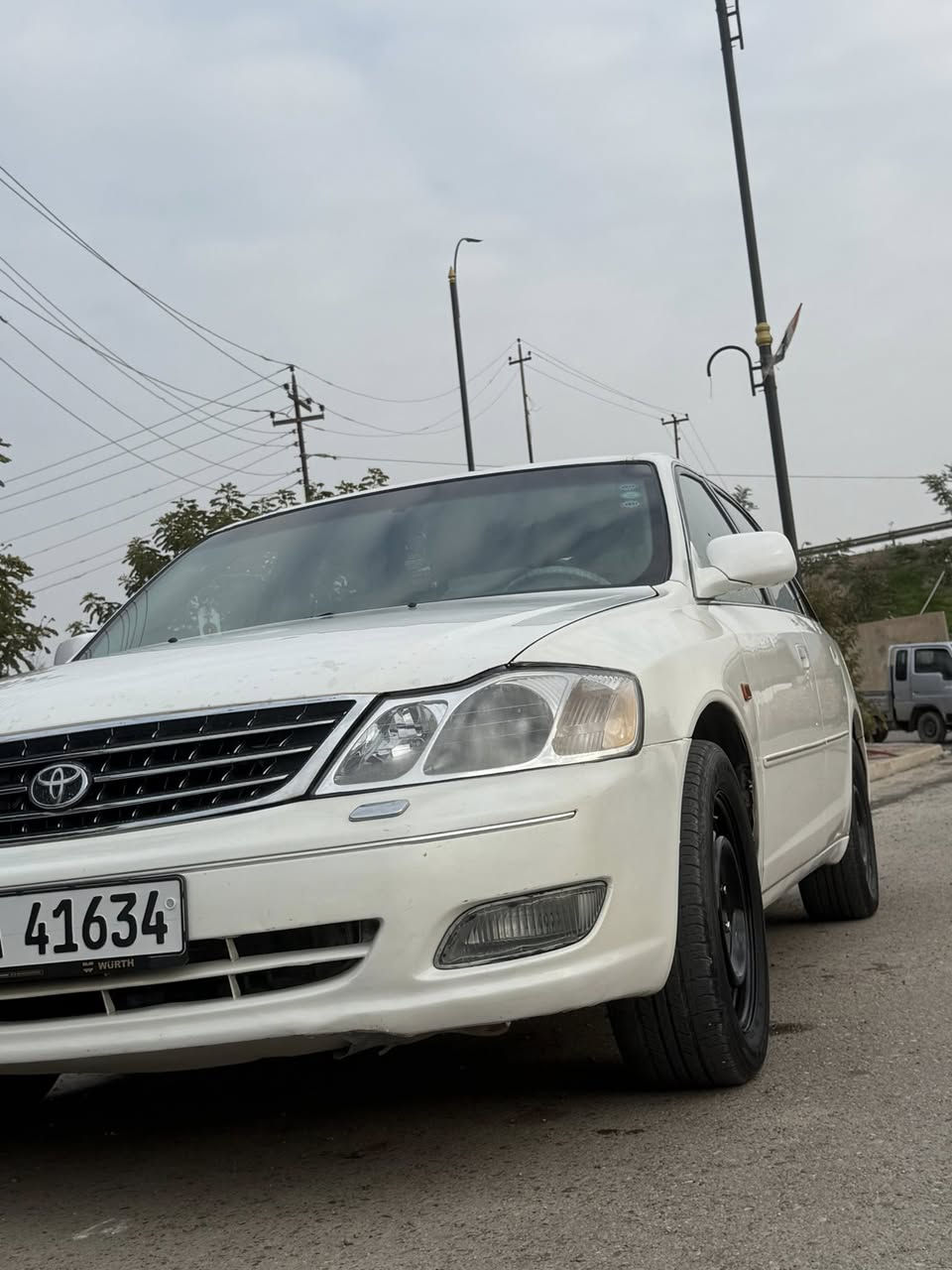 السلام عليكم
افلون 2002 خليجي مكفوله من كل شي 

محرك لا ينقص ولا يبخر بيها قطعه صبغ

وقطعه كلير والباقي مكفول رقم سليمانيه 

بسمي ارقام وسنويه جدد سعر 95 بيها مجال

الي ما تعجبه يترك كلمه طيبه وحياه الله 

مكاني صلاح الدين الضلوعيه ***********
