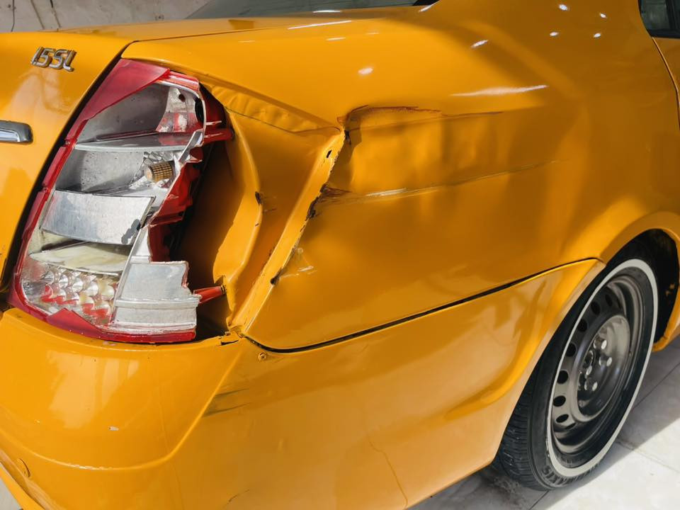 جلي موبل 2013 مكينه حاويه گير حاويه كلج كله جديد ماي تبريد شغال تخم تاير بالكارتون مصفره هيئه وغرامات ومصبوغه عام شرط التحويل 
مكانهه ناصريه ذي قار قرب مطعم الحوراء 
سعرهه ٣٩ 
***********
