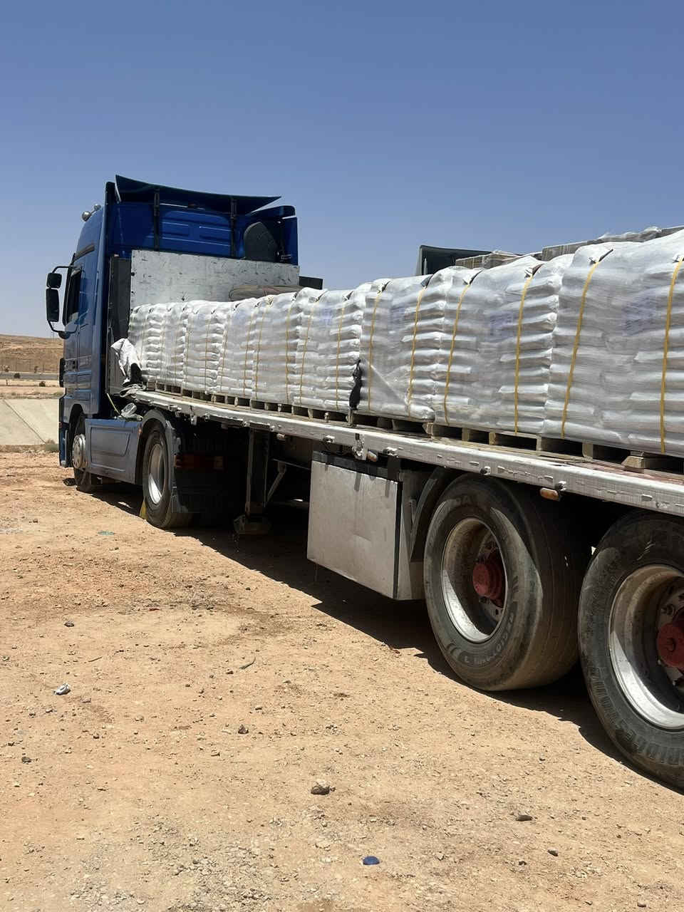 السلام عليكم عربانه للبيع اوربيه ٣دناكير ساف طول ١٣/٦٠/
***********

