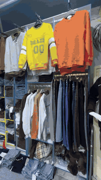 السلام وعليكم شباب فاترينات  العدد 8 الطول 270 تفصال وليس جاهز المكان بغداد الرقم ***********
