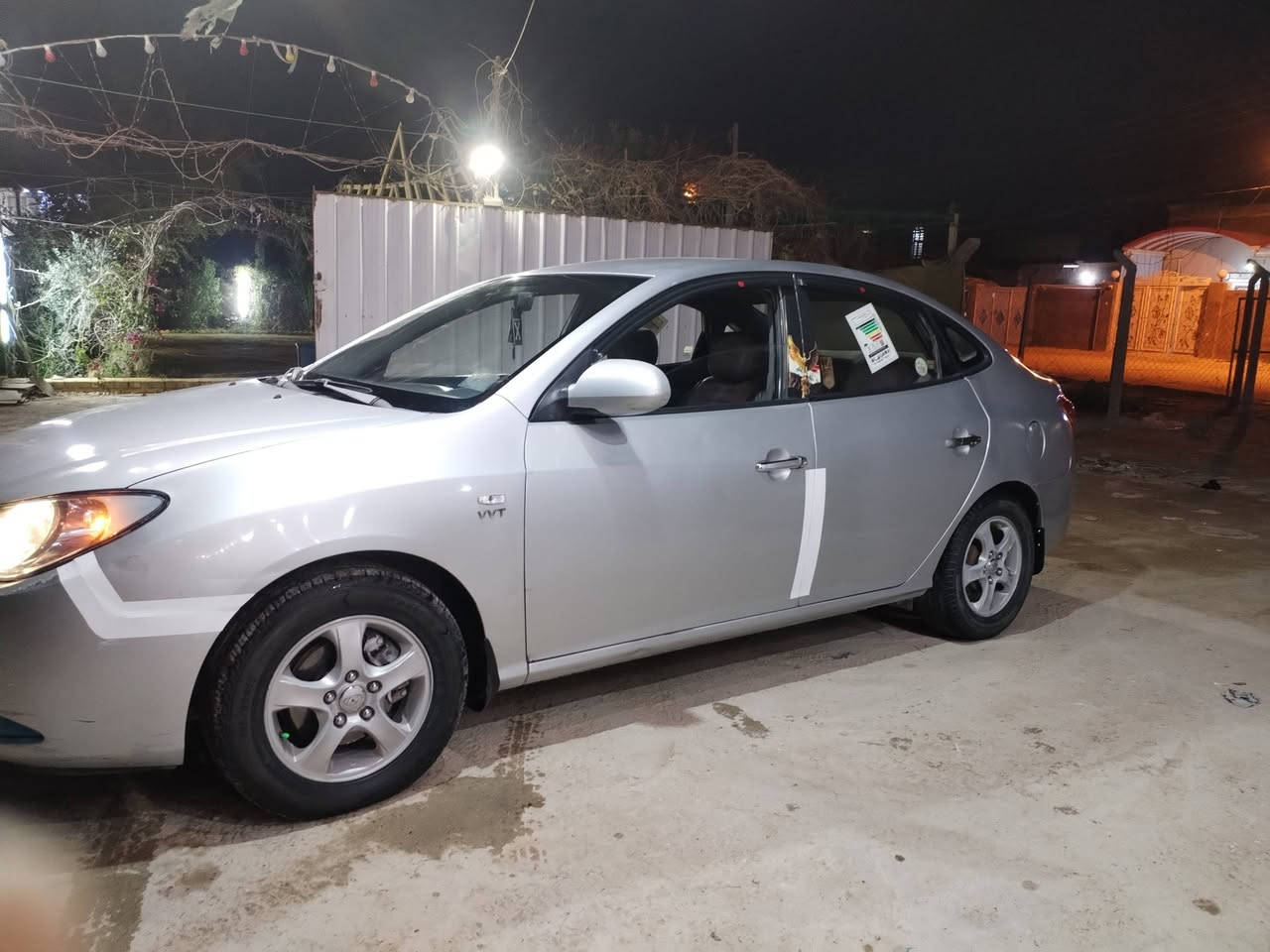 السلام عليكم سياره افانتي موديل 2009السياره جديده وجاهزه بيه قطعتين صبغ بلا ضربه قويه سياره مابيه جراد كير ومكينه وحداديه وتبريد جدد كهربائيات شغاله وجدد سياره جاهزه مال جناي السعر 88وبيه مجال الرقم ***********
