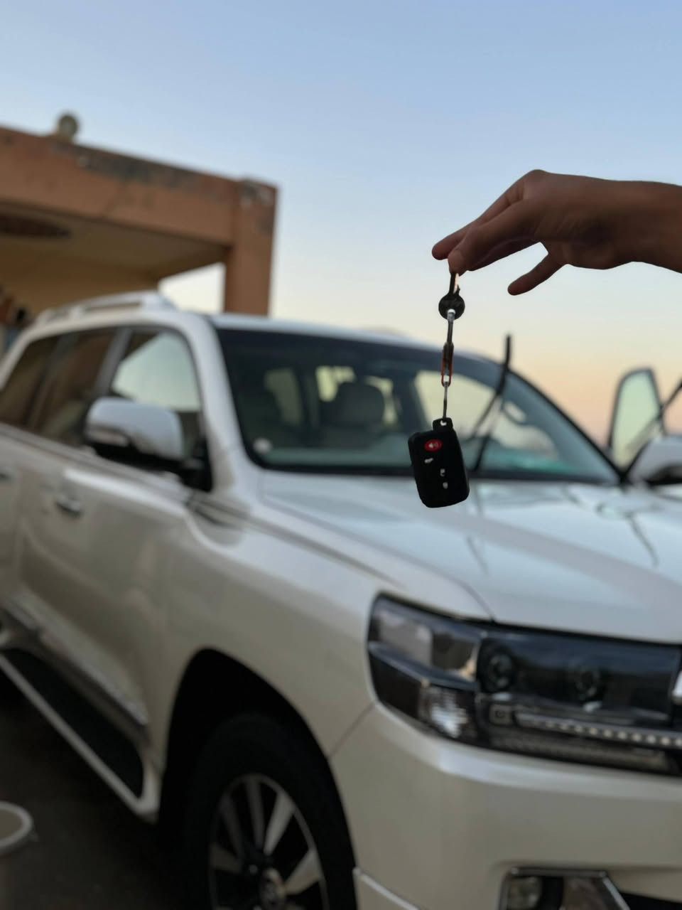 سلام عليكم اخوني
جكساره للبيع 
مديل 16
محرك 6سلندر 
رقم بغداد 
الموصفات 
السعر (385) وبي مجال 
1-شاشات ثلاثه 
2-فتحه  سقف 
3-كراسي جهتين كهربائي
4- لايت زنون أصلي مال الشركة
5-لد ترحيب أبواب 
6-سستم سماعات أصلي وكاله🔊 
موصفاتها معروفه 
السياره مصبوغ عام 
الرقم بي وتساب فقط انتصل وبيك خير وتدلل 
***********
