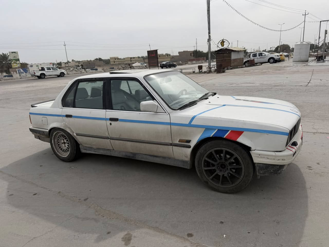 للبيع بيئم زعره مكينه 6 مفتوح رقم بغداد شرط تحويل حداديه مكينه شرط خير من الله بس الكير مالته البك ياخر ياله يبدل موديل 1989 كله شغال لايت زننون  مكانه طويريج سعره قفل قفل 30 ورقه


**إذا كنت صاحب هذا الإعلان وتريد حذفه لأي سبب، رجاءا أرسل رسالة إلى الدعم الفني**