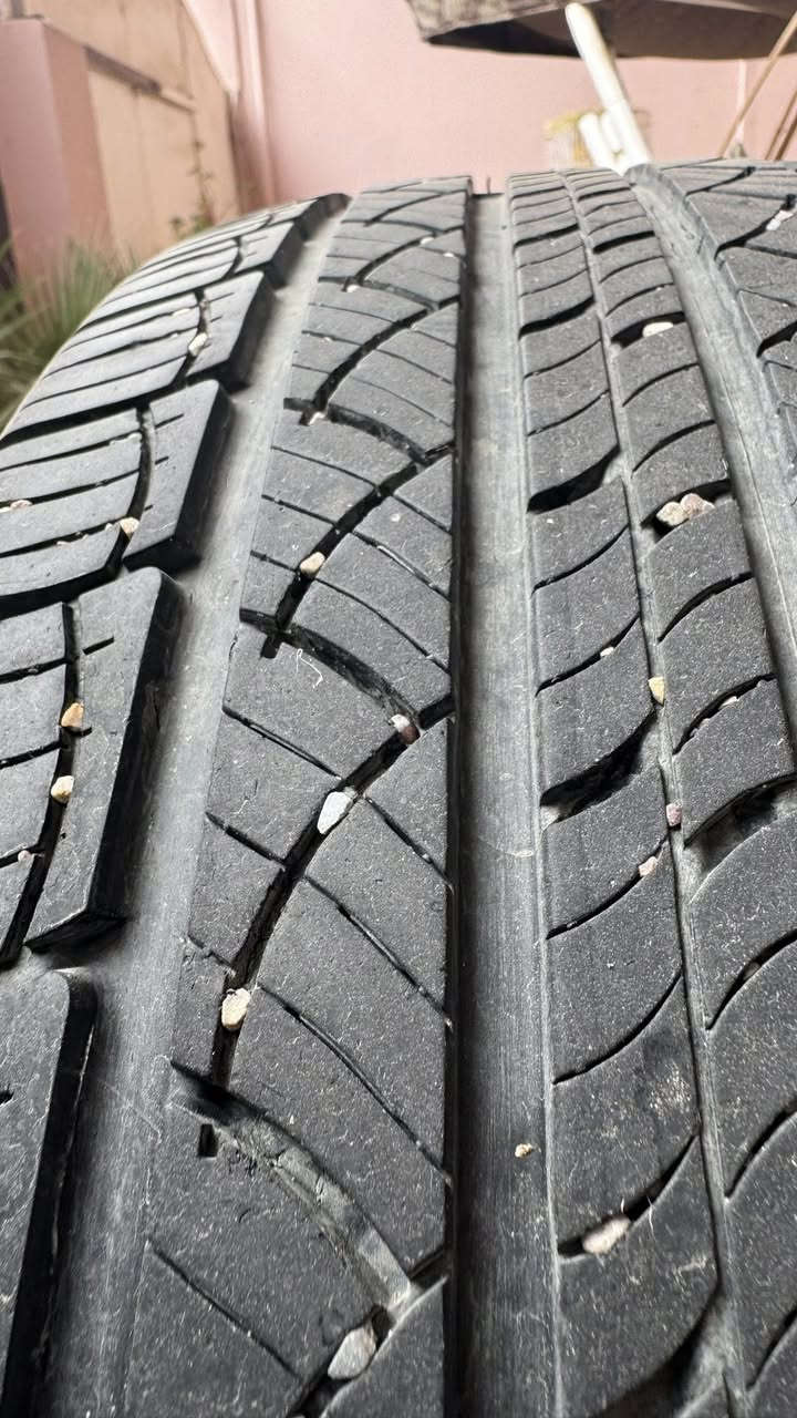 تايرات مشلن الامريكي سنه ٩/٢٠٢١
السلام عليكم 
عندي هذني التايرات نظيفات ، الي محتاجهم ينطيني خبر اذا قريب عليه ياخذهم (مجانا )
(مكاني  ديالى يعقوبه ) 🌹🌹


**إذا كنت صاحب هذا الإعلان وتريد حذفه لأي سبب، رجاءا أرسل رسالة إلى الدعم الفني**