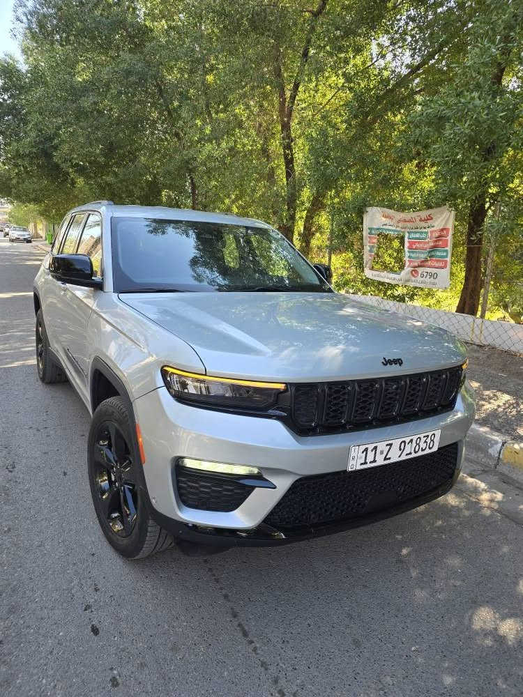 جيب 2023  لمتدد بلاص
خمسه راكب 4x4 
مواصفات 
كامرات 360
حساسات 360
كشنات جلد تدفئه تبريد 
خزن مقعد سائق
بردات باب خلفي
سستم 10 سماعات البين
صندوق جك
 تحديد مسار
رادار تفاعلي
توقف ذاتي طوارى
شحن وايرلس
بصمات ثنين جايه وياه
مساحات اماميه  auto rain sensor
لايت عالي تلقائي
ضربتها كلش خفيفه جاملغ يمين مصبوغ نفسه
ارباك راجع ستيرن و داشبورد اصليات
ماشي 24الف مايل
سعر 310$ بغداد, العراق


**إذا كنت صاحب هذا الإعلان وتريد حذفه لأي سبب، رجاءا أرسل رسالة إلى الدعم الفني**