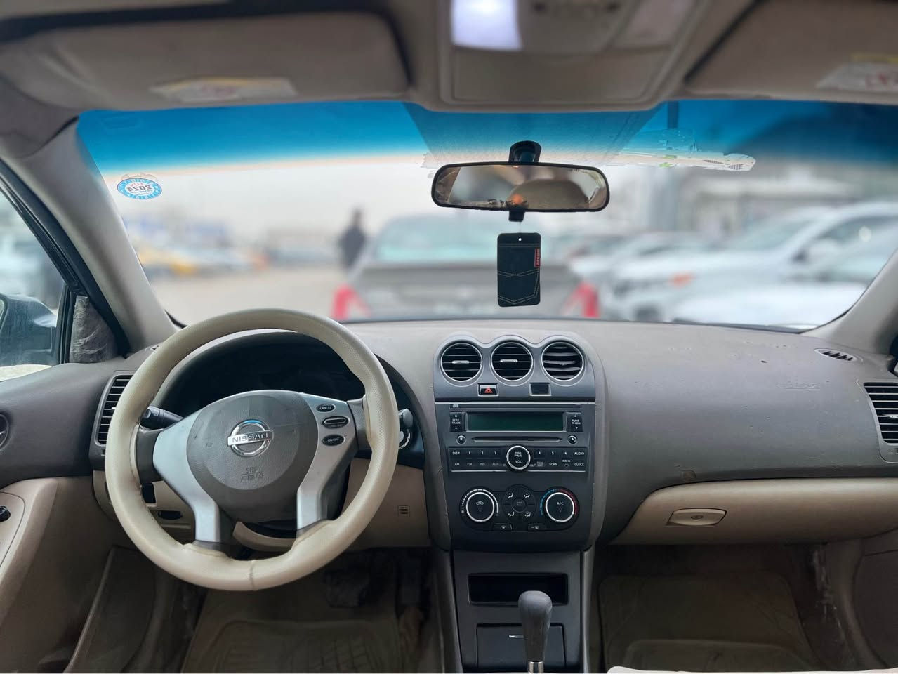 نیسان ئاڵتیما مۆدێل ٢٠١٢ خلیجی  
ڕەنگی ڕەشی قەترانی  پارچەو نیوێك سبوخی هەیە بێ لێدراو سۆنەریم داناوە ڕەقەموو سەنەویو سەدرو گێڕو مكینەی تازەیە بەشەرتی تحویل غرامە 
شوێن كلار
سعر  ٩٥$
ژ.م   *********** واتس ئاپ  ڤایبر كالار, السليمانية
