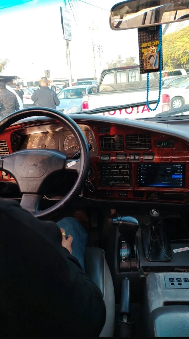 لاندكروز  موديل93 مكفوله من كلشي سياره نضيفه كلش السعر 105 صاحب السياره ‭0782 599 5775‬
