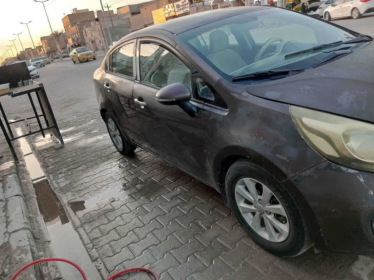 كيا ريو 15 قادسيه مكانه ديوانيه شاميه سعره 78 وارد خليجي سونار مرفق مع صور***********
