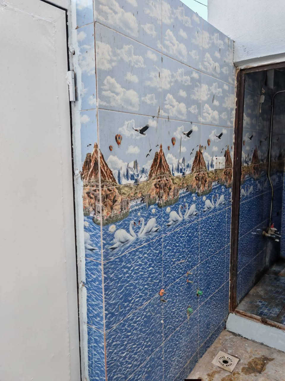 دار للبيع مساحه 100 متر طابو زراعي سند 25 مشمول بالتطويب
اساس صب بناء بلوك درجه اولى سقف صب 
يحتوي الدار على 
غرفه وصاله ومطبخ واستقبال مغاسل داخليه و خارجيه 
الموقع الكوفه البراكيه شارع المطار القديم مقابيل صيدليه صفاء عبد الرضا منطقه كلش مرتبه وعرض الفرع 10 متر وكافه الخدمات متوفره 
ملاحظه الدار فارغ وجاهز للسكن جيب غراضك وكعد 
السعر تم التخفيض إلى 34مليون وبي مجال بسيط
للتواصل الاتصال على الرقم *********** أو مراسلة الصفحه واتساب متوفر مكتب الياسري للعقار والمقاولات
