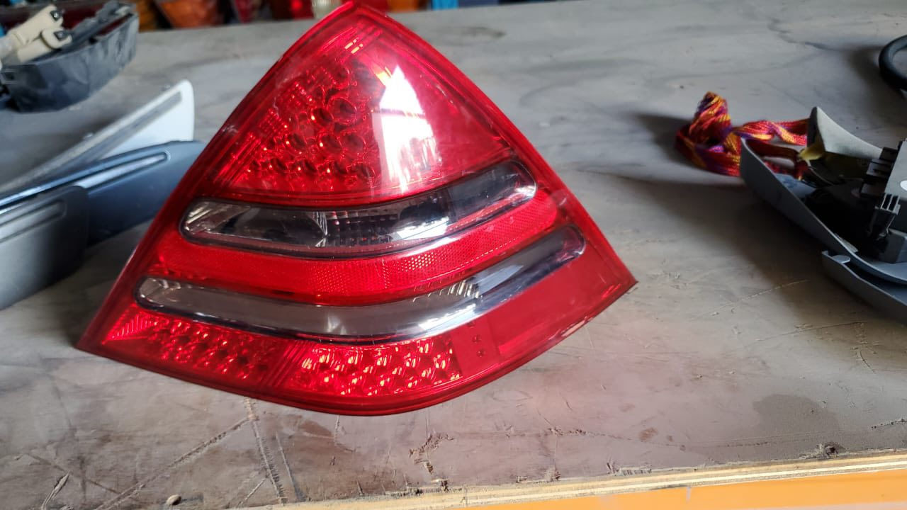 قطع غيار مارسيدس 

  

متوفر تخم بك لايت مع لايت مع بلوجكتر  

السعر  330$ 

ابيع كلهن  

CLK 
R170 
🇩🇪

  
يتوفر خدمه توصيل 🚚 

نجف حي صناعي بلوك الاول مجاور كراج بوش 

*********** اتصال  للحجز  📞 واتساب
