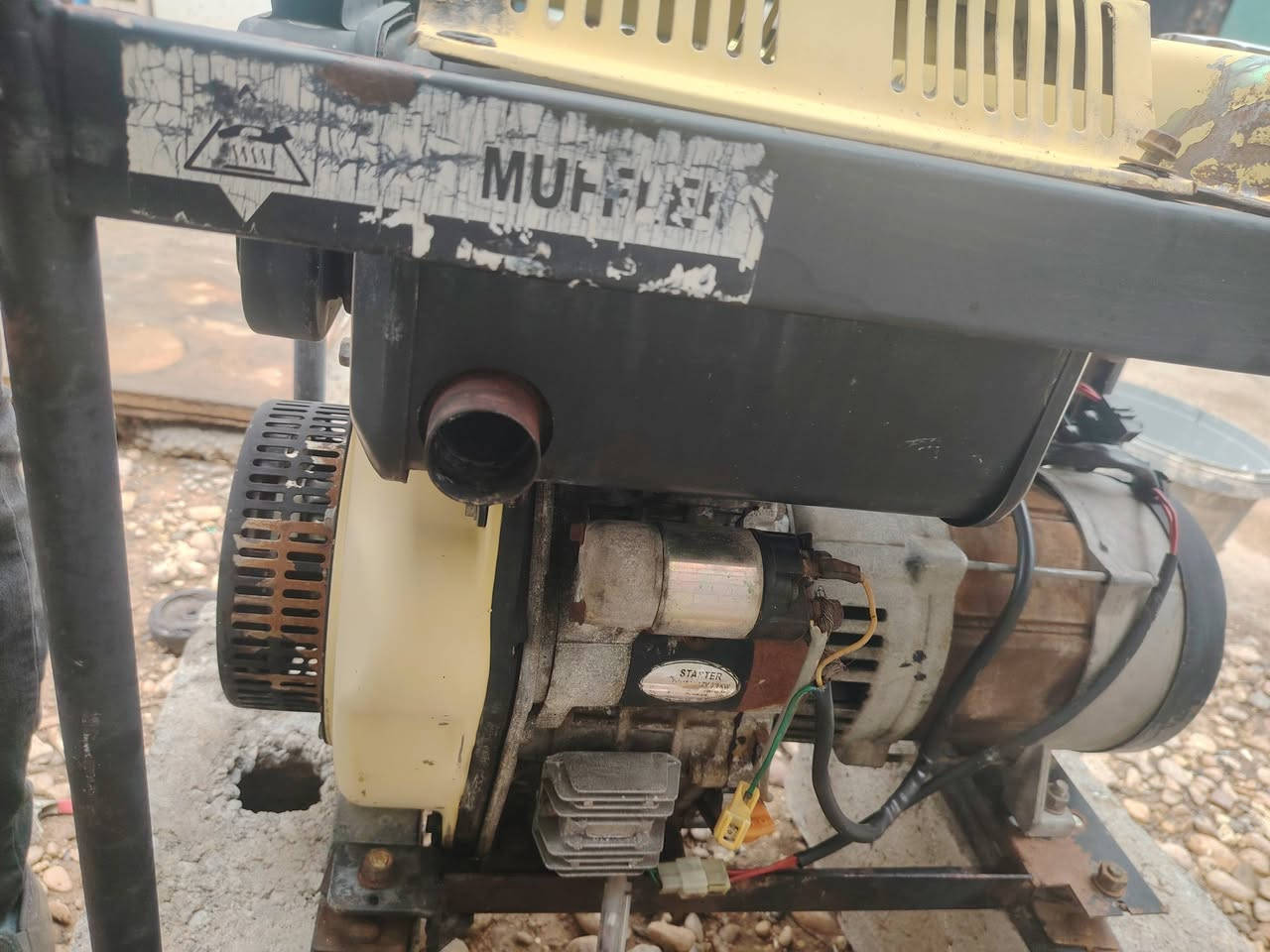 مولد گاز گامة ٥كيفي يعني ٢٥ امبيرلبيع نظيف شغال السعر ٤٥٠ وبي مجال بسيط
***********
