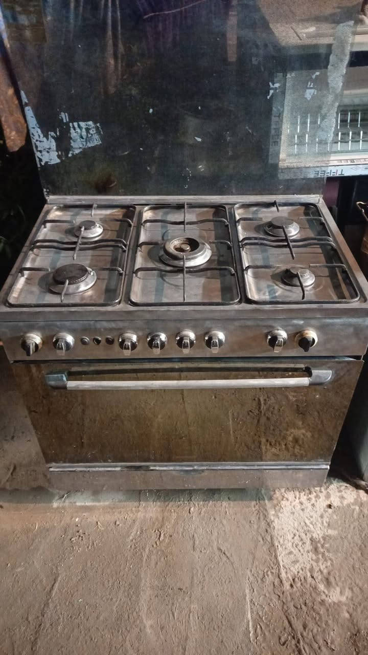 السلام عليكم غراض منزليه كلمن وسعره ابو غريب مقابل معمل حليب بلادي ***********بي واتساب
