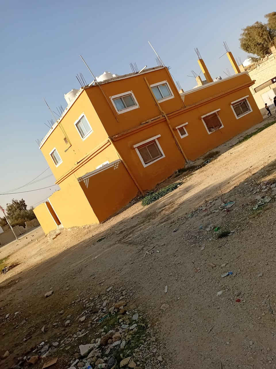 بيت للبيع في الخالديه سعر مغري قرب من شارع الرئيسي جميع الخدمات عليه دنم ٢٢٨متر مفروز مرخص طابق الأرضي شقتين طابق ثاني ثاني باقي سطح فاضي مرفوع شمع ملاحظه البيت ماجر ٣شقق التواصل يزبق سكن او ستثمار التواصل ٠٧٧٧٣١٨٠٥٨


**إذا كنت صاحب هذا الإعلان وتريد حذفه لأي سبب، رجاءا أرسل رسالة إلى الدعم الفني**