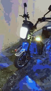 السلام عليكم ماطور هيوشه للبيع بطاريات على فحص سعر 600 وبي مجال قليل اي الاستفسار على رقم *********** @إشارة
