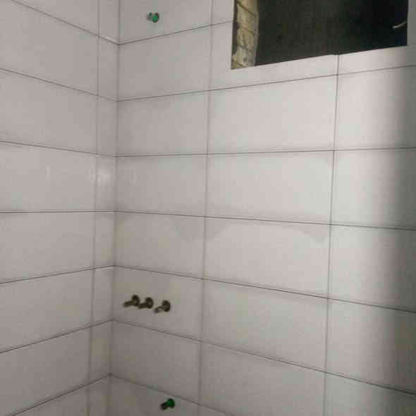 سلام عليكم خلفه سرميك مصري درجة اول جميع انواع السرميك مرمر وكاشي رقم واتس ***********
