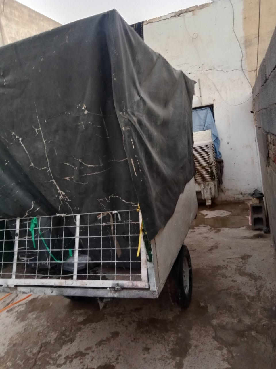 السلام عليكم ستوته للبيع بدي نضيف تفصال مال حمل هوه ولمحجر مكينه شغاله جاهزه تخم تاير جديد نقصها كهربايات فقط شغاله وجاهزه (ملاحضه اوراق ضايعه تكفل سرقه وعشاير) السعر 375 بيه مجال قليل مكاني بغداد قرب بسمايه ***********
